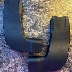 Zoe Twinᵛ² Car Seat Adapter - Nuna